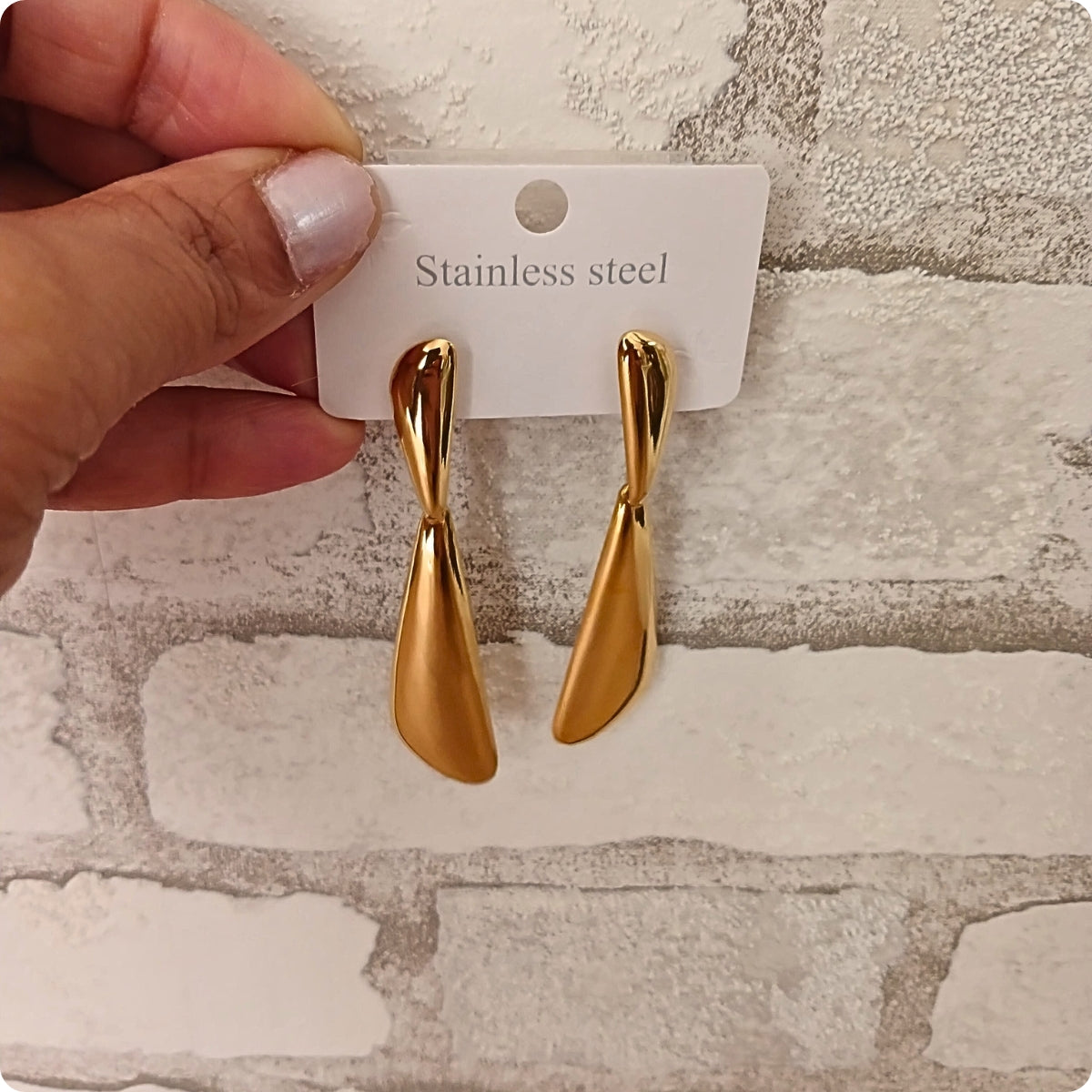 Elegant Dangle Earrings with Gift Box