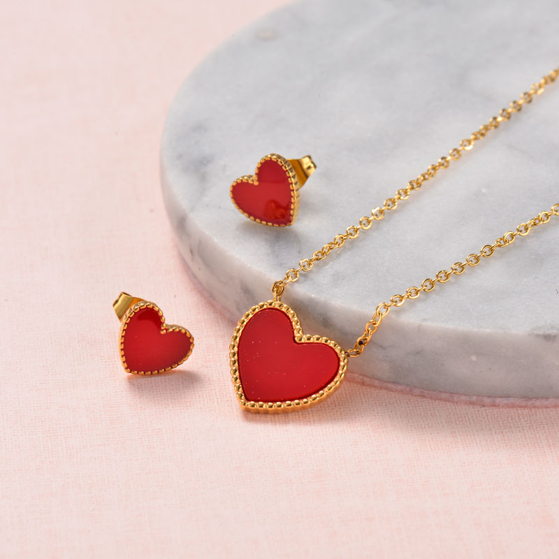 Gold and Red Heart Necklace 18k