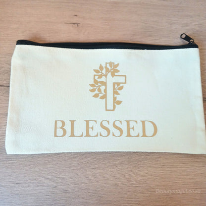 beautymogul-golden-grace-tech-pouch