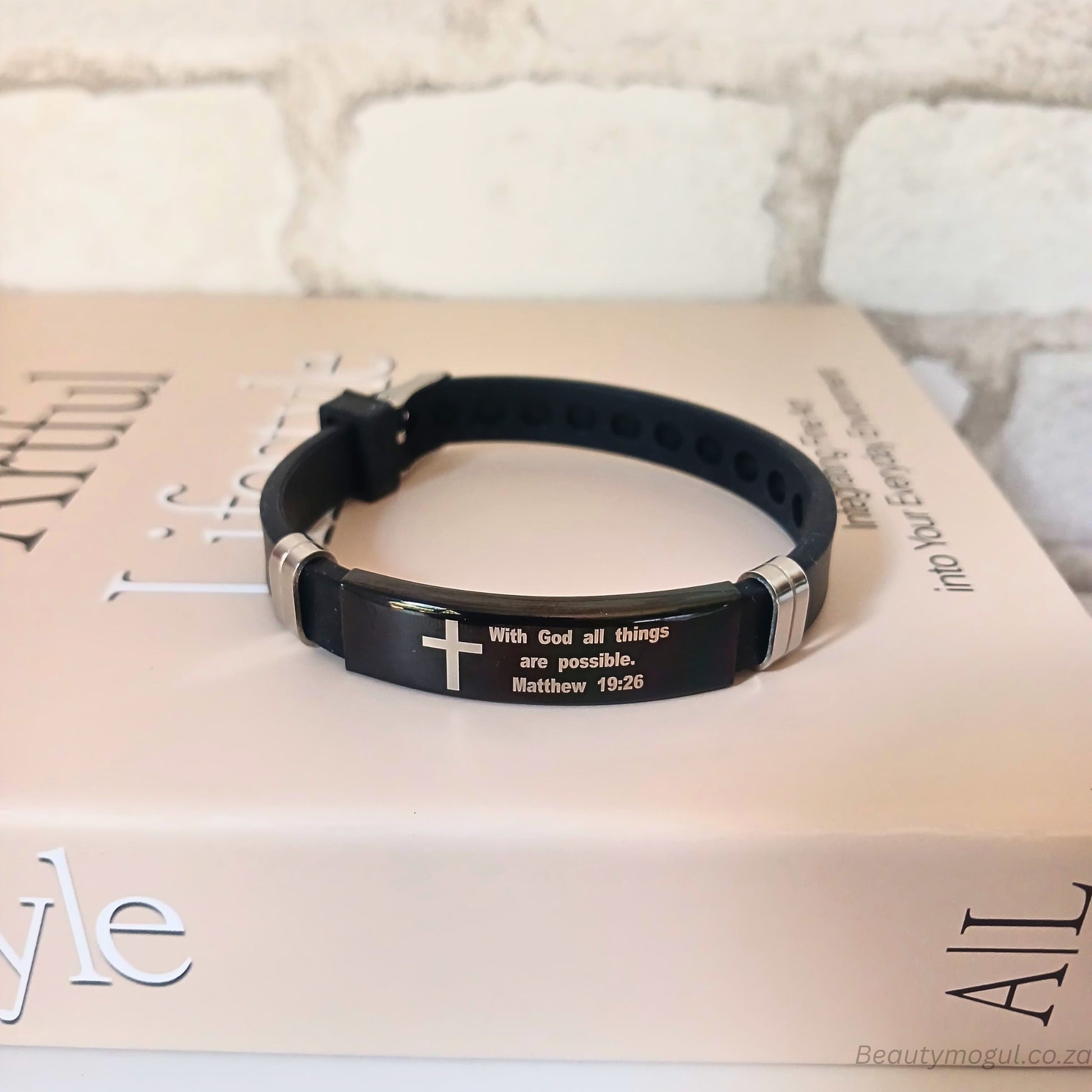 beautymogul-the-executive-stainless-steel-silicone-bracelet